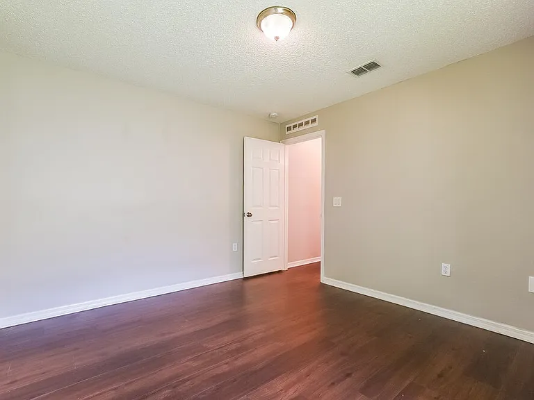 13825 Econ Woods Ln — Photo 12