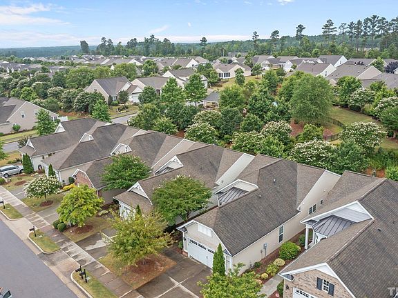 5th image of 709 Bradhurst Pl