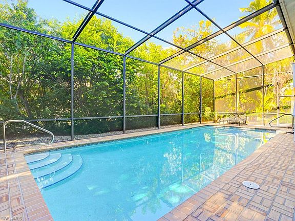 3rd image of 3910 Coquina Dr