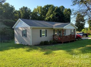 2525 Piney Rd, Morganton, NC 28655