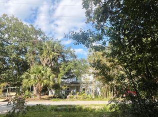 58 Hankins Rd, Freeport, FL 32439