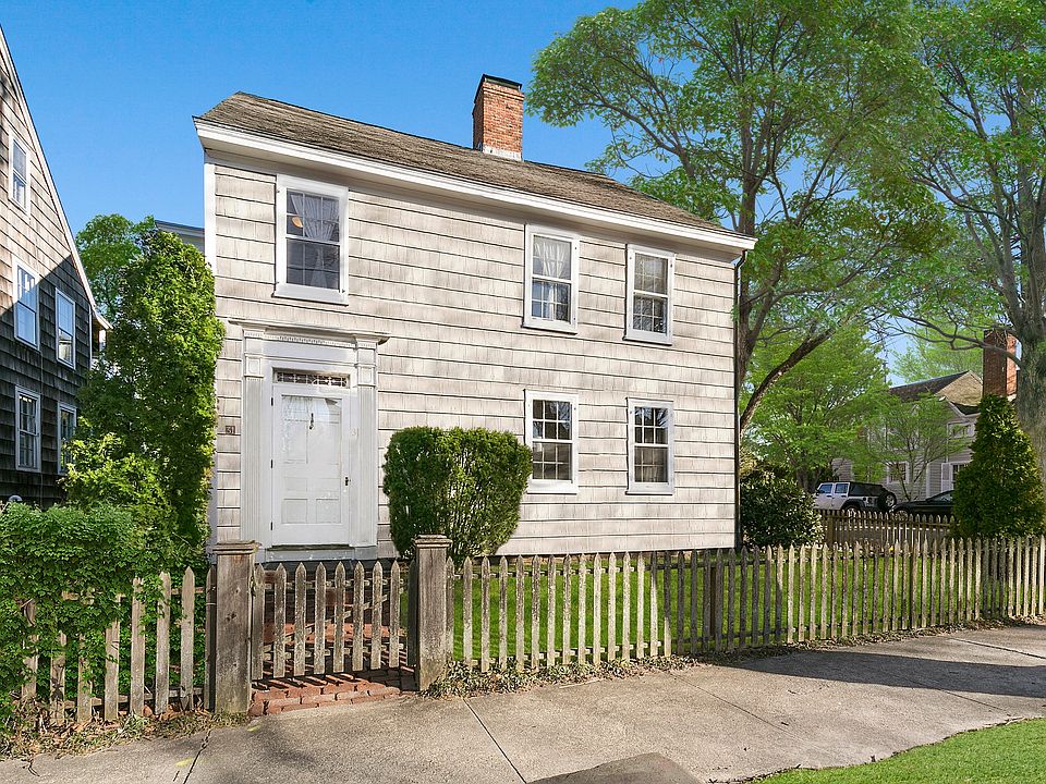 1st image of 31 Madison St