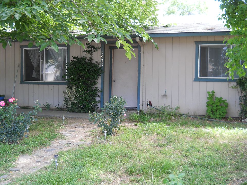 2nd image of 1031 Marguerite Ave