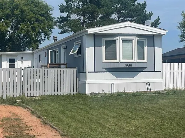 1950 W 5th Ave, Wainwright, AB T9W 1H9