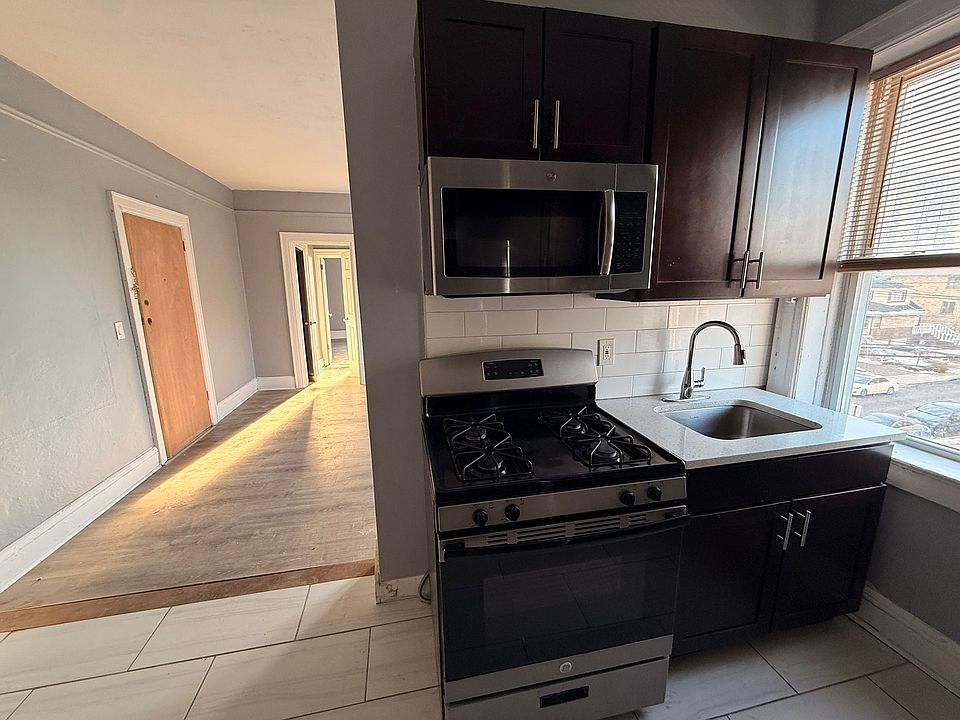 1st image of 255 Lafayette Ave #18E