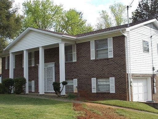 1st image of 8905 Carlton Cir