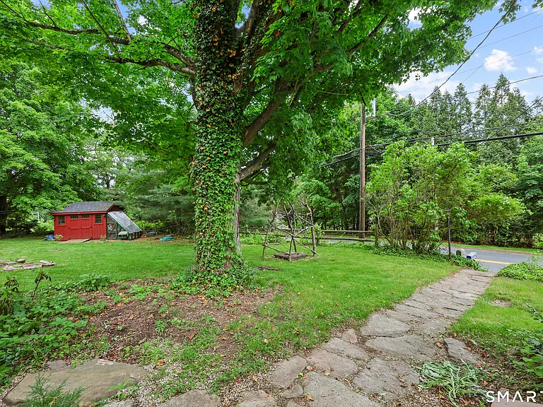 917 Hopewell Rd — Photo 36