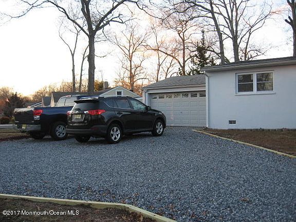 3rd image of 668 Deerhead Lake Dr