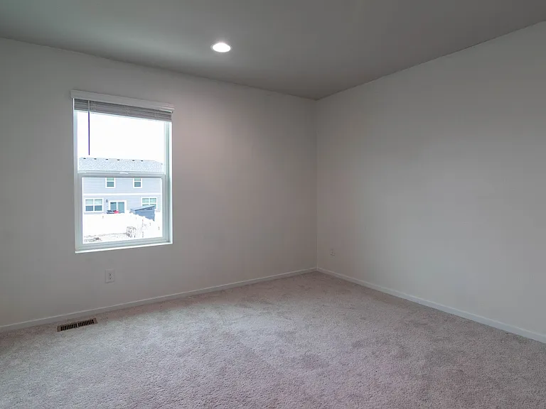 8006 S Fruitvale Ln — Photo 6
