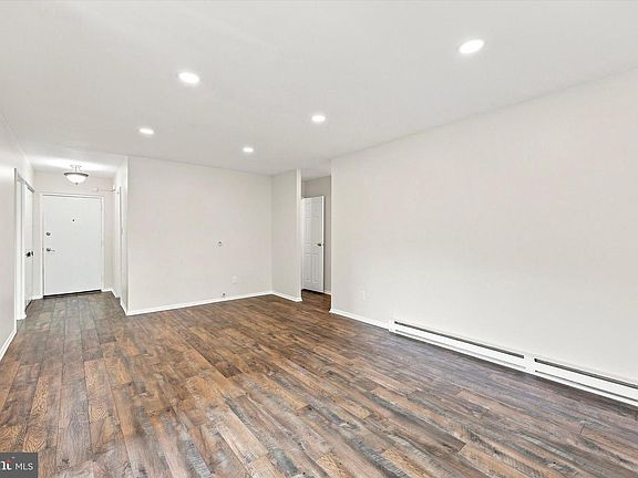 5th image of 100 Campbell Cir #D-33