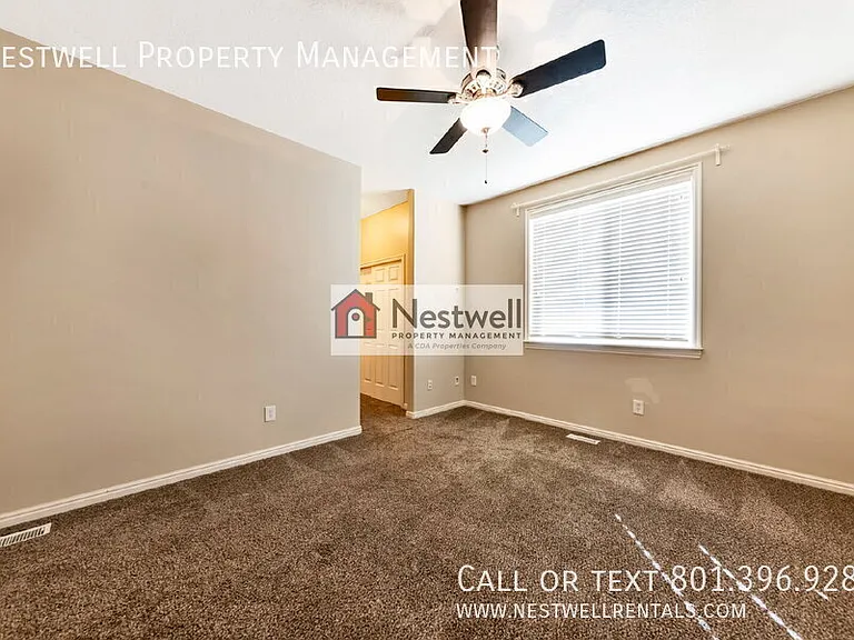 4672 W Firmont Dr — Photo 8