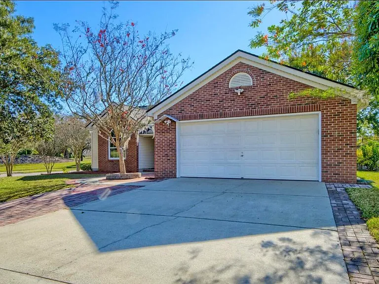 7186 Windmill Creek Rd — Photo 6