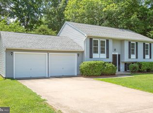 6912 Ridge Way Dr, Fredericksburg, VA 22407