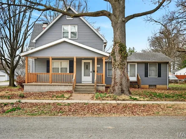 217 S 2nd St, Caseyville, IL 62232