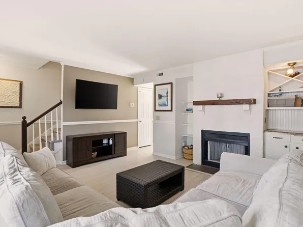 7879 Sandida Ct, North Charleston, SC 29418