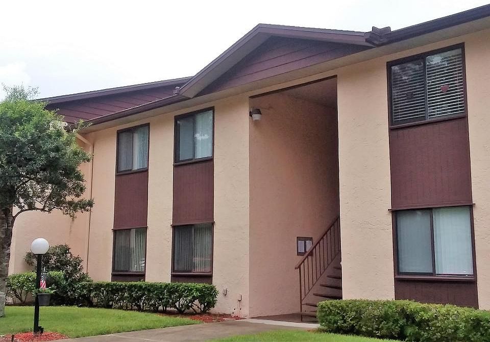 1st image of 513 Fairways Ln #A