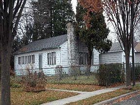 2nd image of 5 Raynham Dr