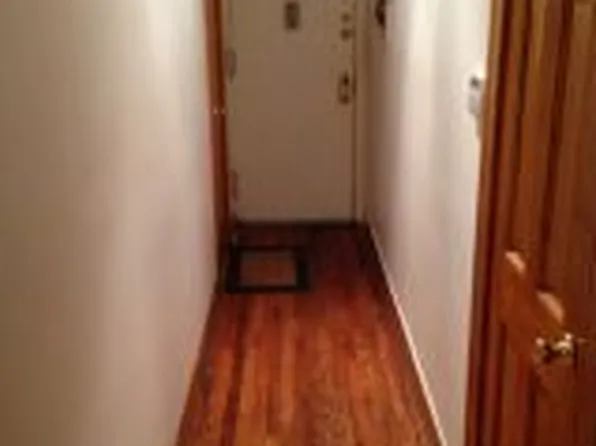 1289 East 19th Street image 1 of 5