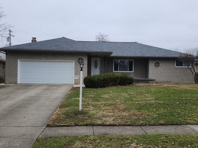 13750 Belfair Dr, Middleburg Heights, OH, 44130