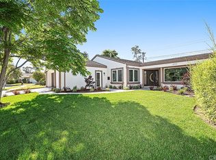 2711 Blume Dr, Los Alamitos, CA 90720