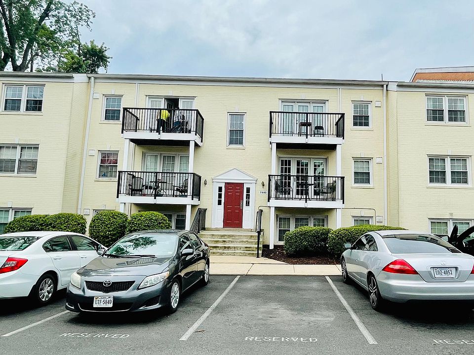 1st image of 9445 Fairfax Blvd APT 301