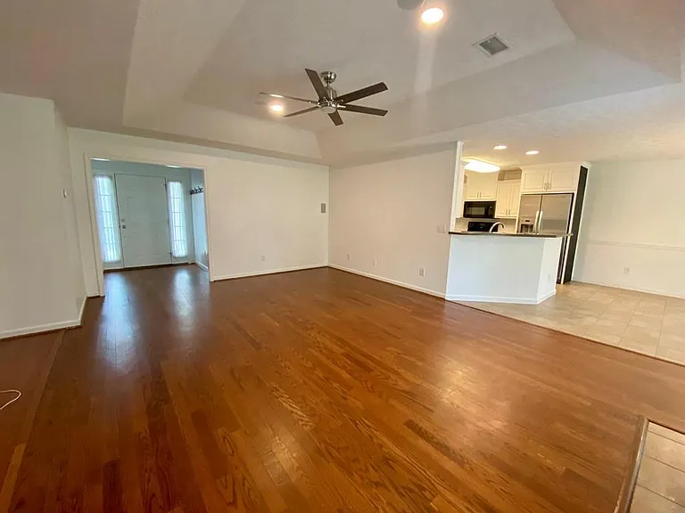 1815 Saffron Ct — Photo 5
