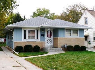2105 E Howard Ave, St Francis, WI 53235