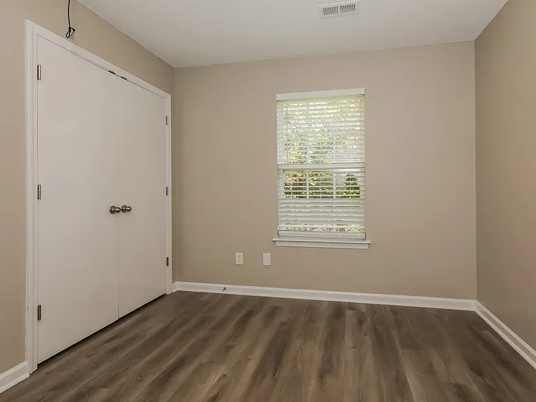 11926 Stewarts Crossing Dr — Photo 11
