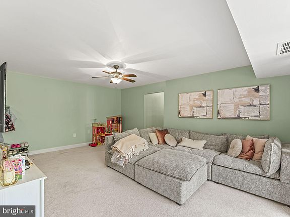 3rd image of 1916 Wilson Ln APT 102