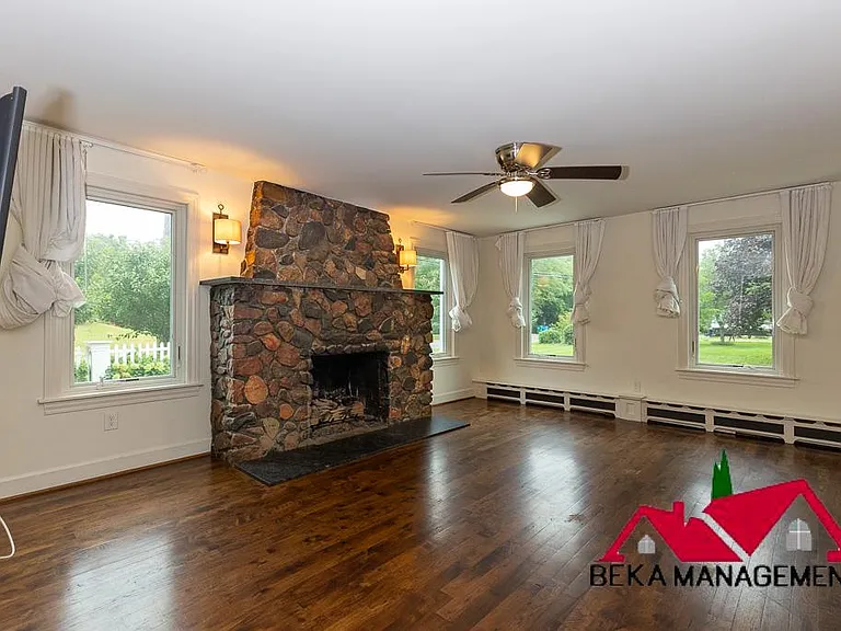 3167 Benstein Rd — Photo 6