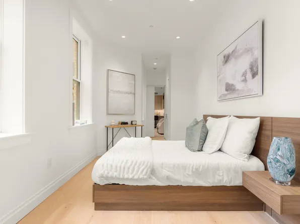 46 East 65th Street image 11 of 19