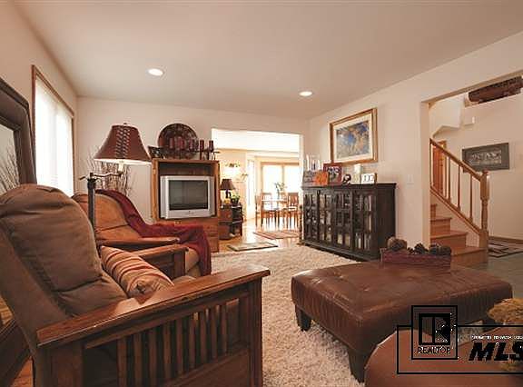 5th image of 1828 Hunters Ct