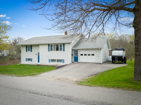 18 Booker Street, Thomaston, ME 04861