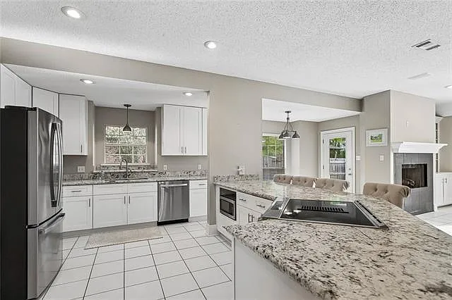 321 Westwood Dr — Photo 9