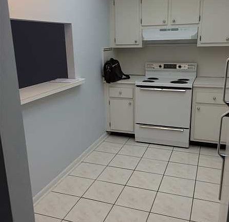 5th image of 1300 NE Miami Gardens Dr APT 511E