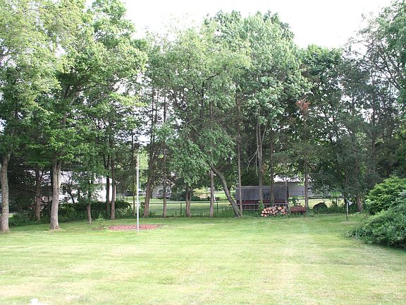 2nd image of 70 Van Doren Ave