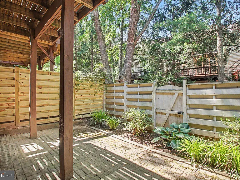 1305 Sundial Dr — Photo 23