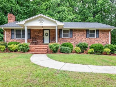 1090 State Highway 801 S, Advance, NC, 27006