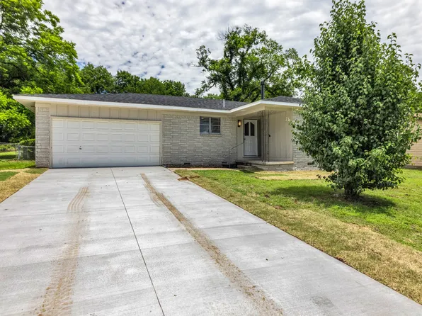1325 N Main St, Sand Springs, OK 74063