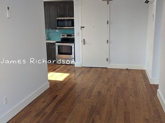 5th image of 868 Lafayette Ave #4E