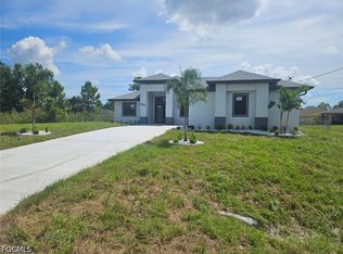1102 Poinsettia Ave, Lehigh Acres, FL 33972