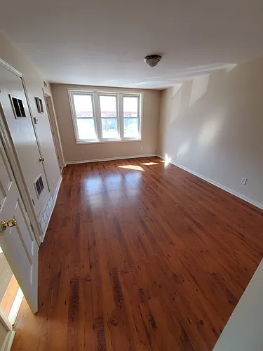 5021 S Loomis Blvd #1 Photo 1 5021 S Loomis Blvd #1 Photo 1