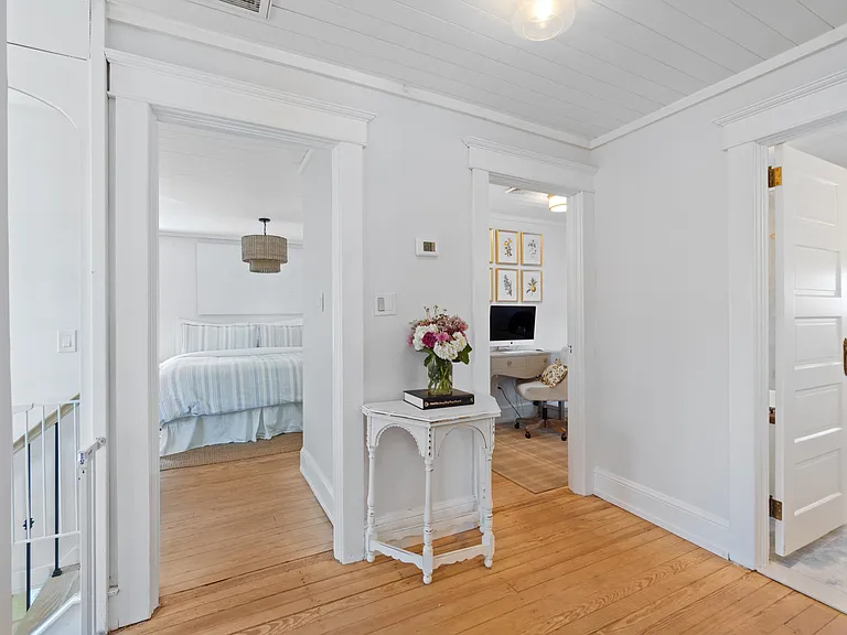 818 Trenton Ave — Photo 22