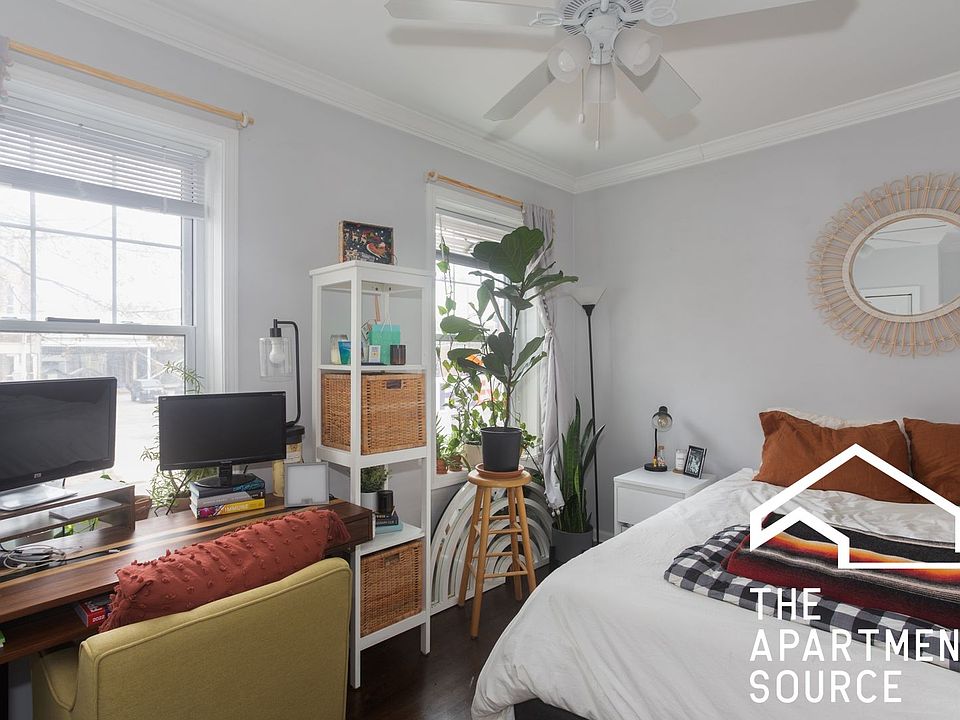 2nd image of 3706 N Sheffield Ave #208