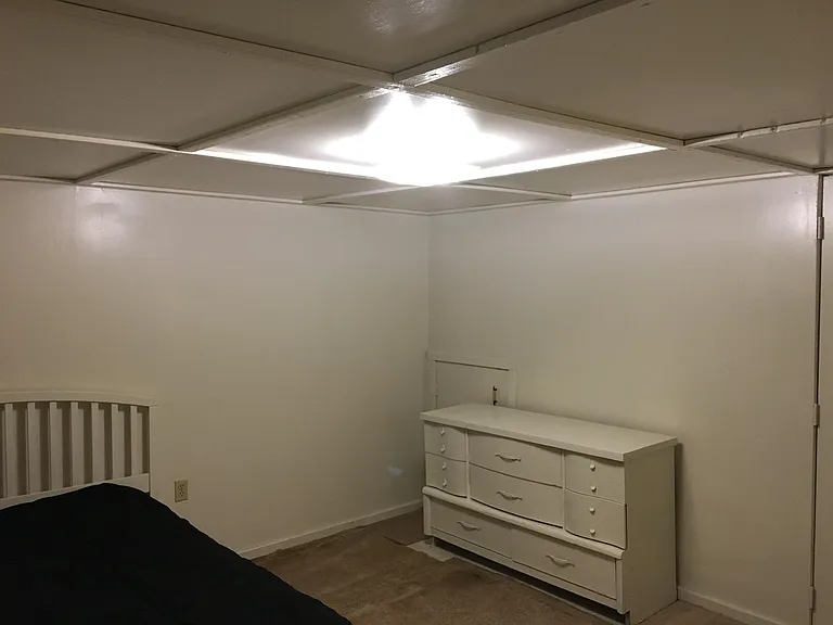 146 Elliott St — Photo 11