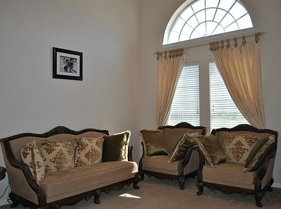 2nd image of 8647 Nicholson Dr