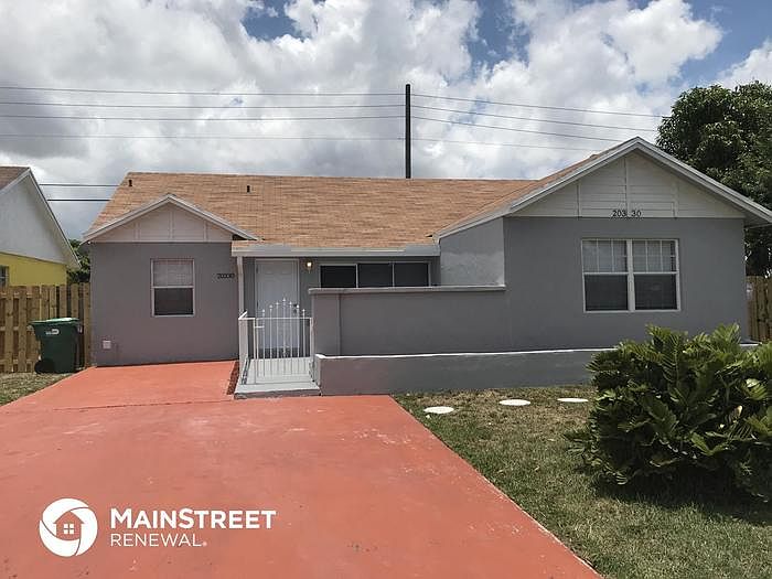 1st image of 20330 NW 36th Ct