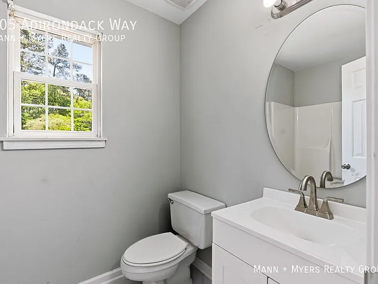 305 Adirondack Way — Photo 31