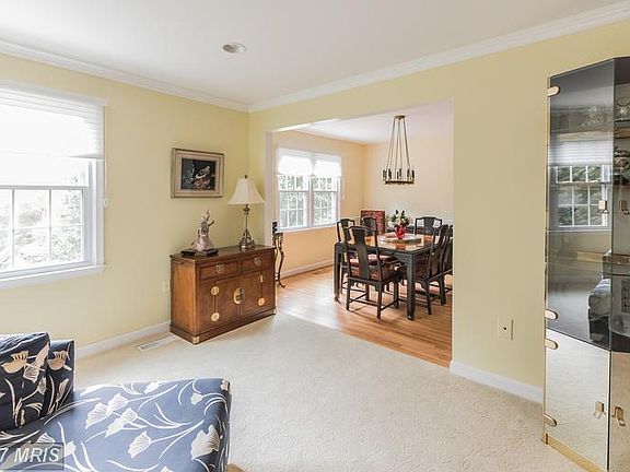 5th image of 11410 Empire Ln