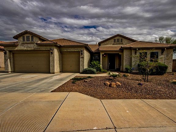 3rd image of 8215 N 179th Dr